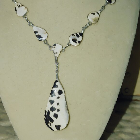 Dalmatian Mother of Pearl Necklace Wire Wrapped Teardrop Pendant 24 Inch Silver - Picture 5 of 12